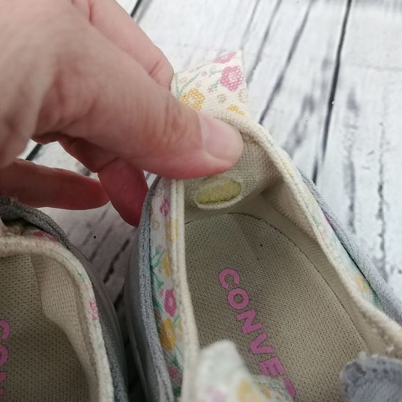Converse Double Upper Gray Floral Sneakers - Picture 9 of 10